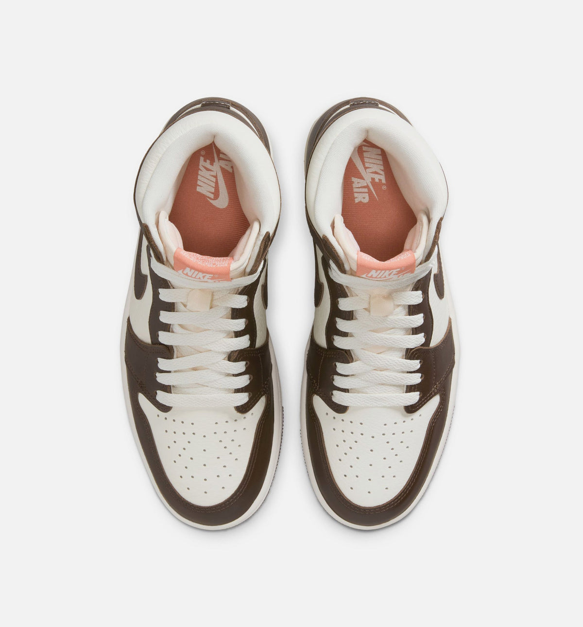 Air Jordan 1 Retro High OG Baroque Brown | Women's Lifestyle Shoe | Baroque Brown/Pale Vanilla/Sail