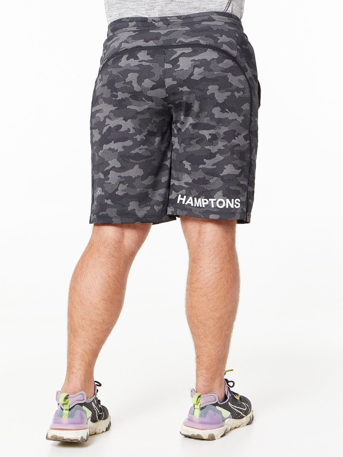 Pace Breaker Short 9" Hamptons