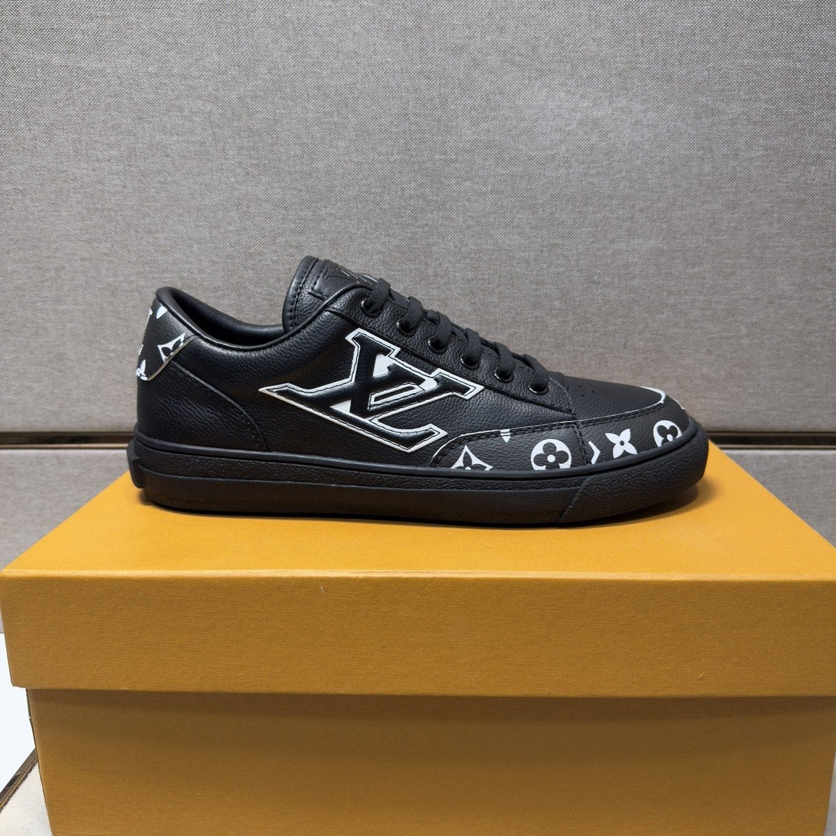 Louis Vuitton Monogram Accent Low-Top Sneakers