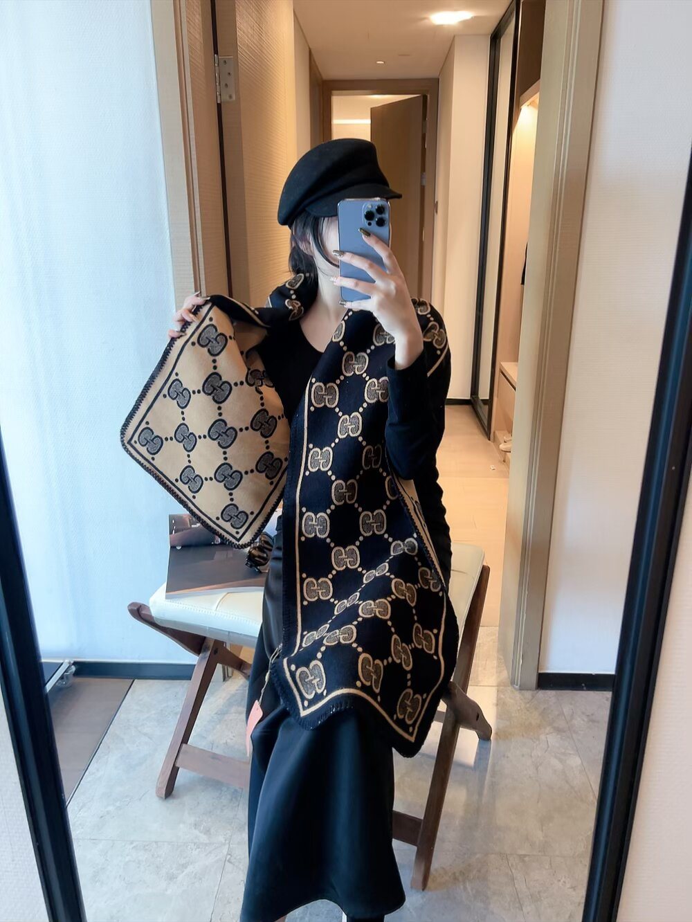 Gucci Fringed Motif Scarf
