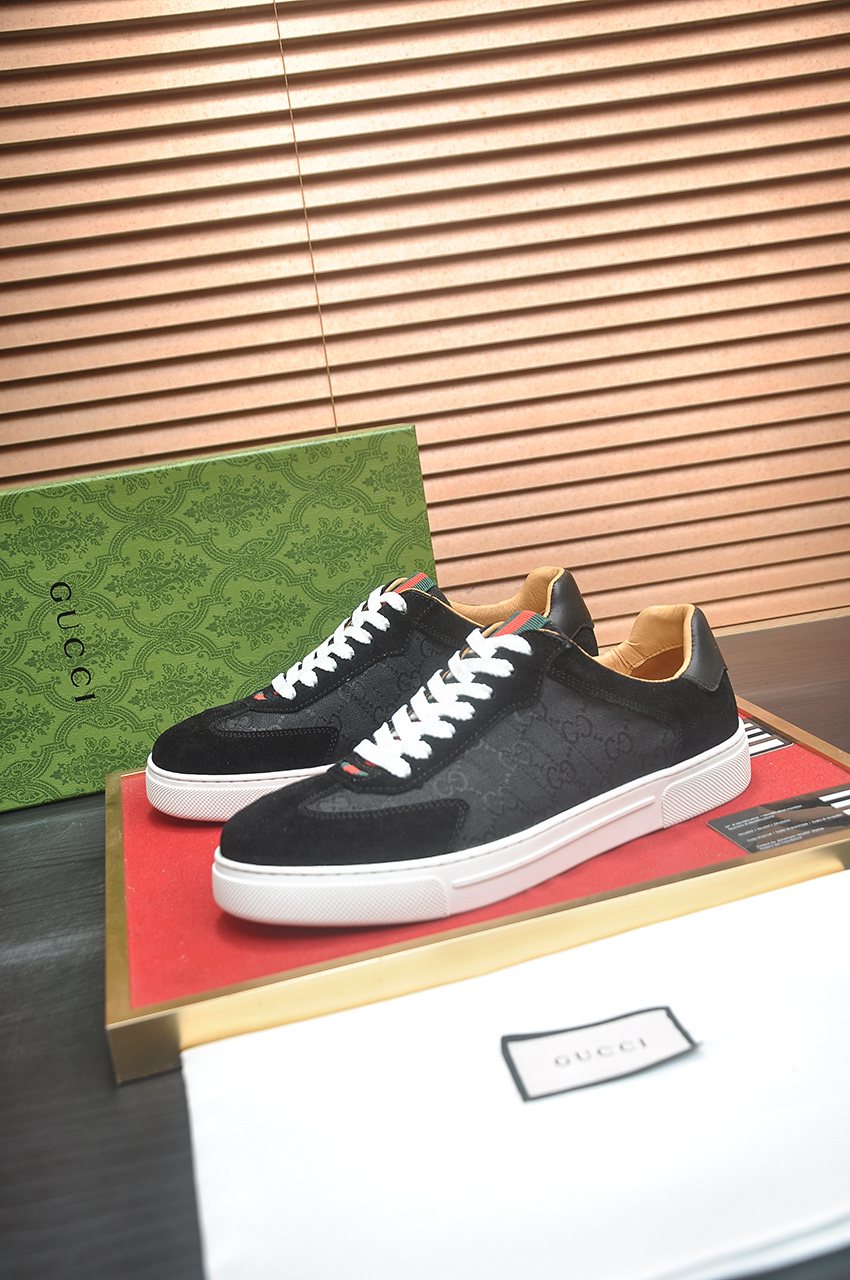 Gucci Men's Patterned Low-Top Sneakers